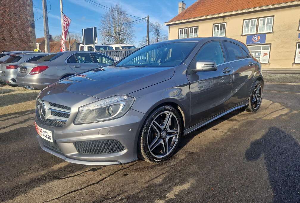 Mercedes-Benz CDI AUTOMATIQUE PACK AMG *** CLIM/CAPTEURS/GPS ***