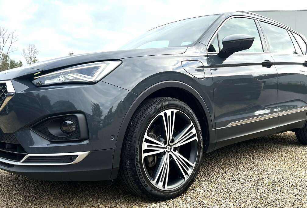 SEAT 1.4 e-Hybrid DSG Xcellence*Apple CP*ACC*Led*Pan da