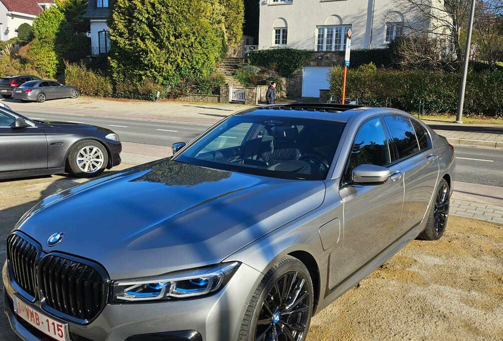 BMW 745Le xDrive