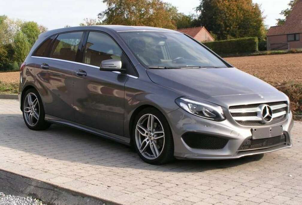Mercedes-Benz B 180 7G-DCT AMG Line