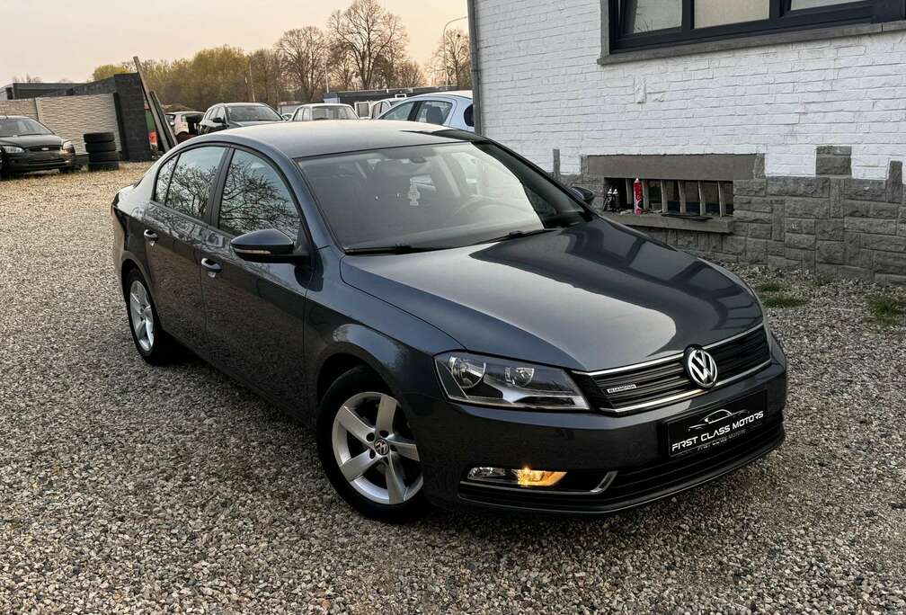 Volkswagen 1.6 CR TDi BlueMotion*NAVI*BT*CAPTEUR*CARNET*1MAIN