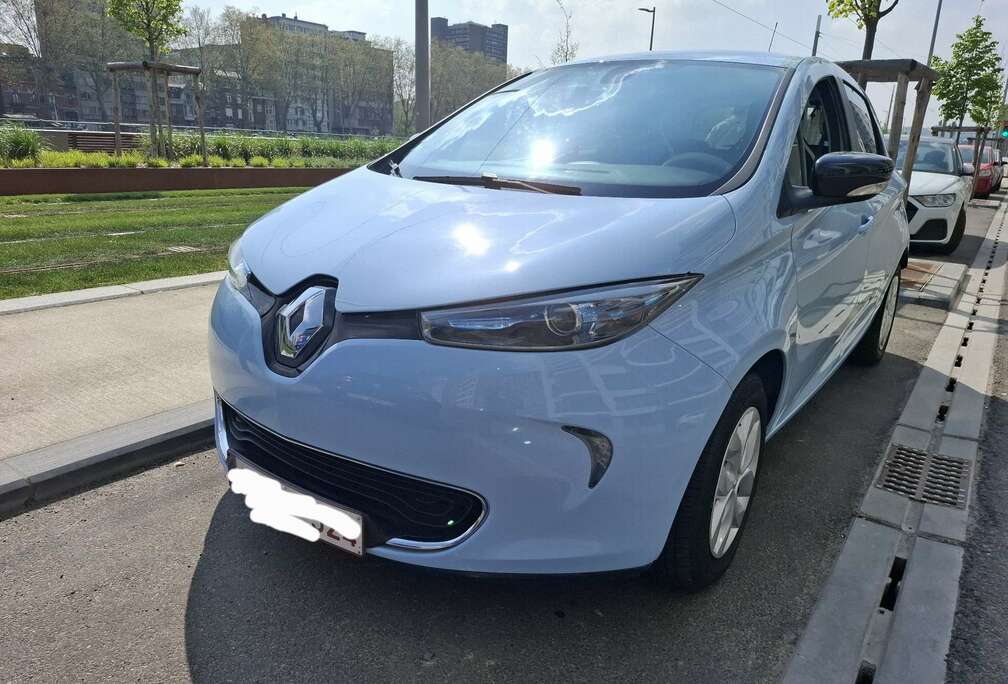 Renault Life