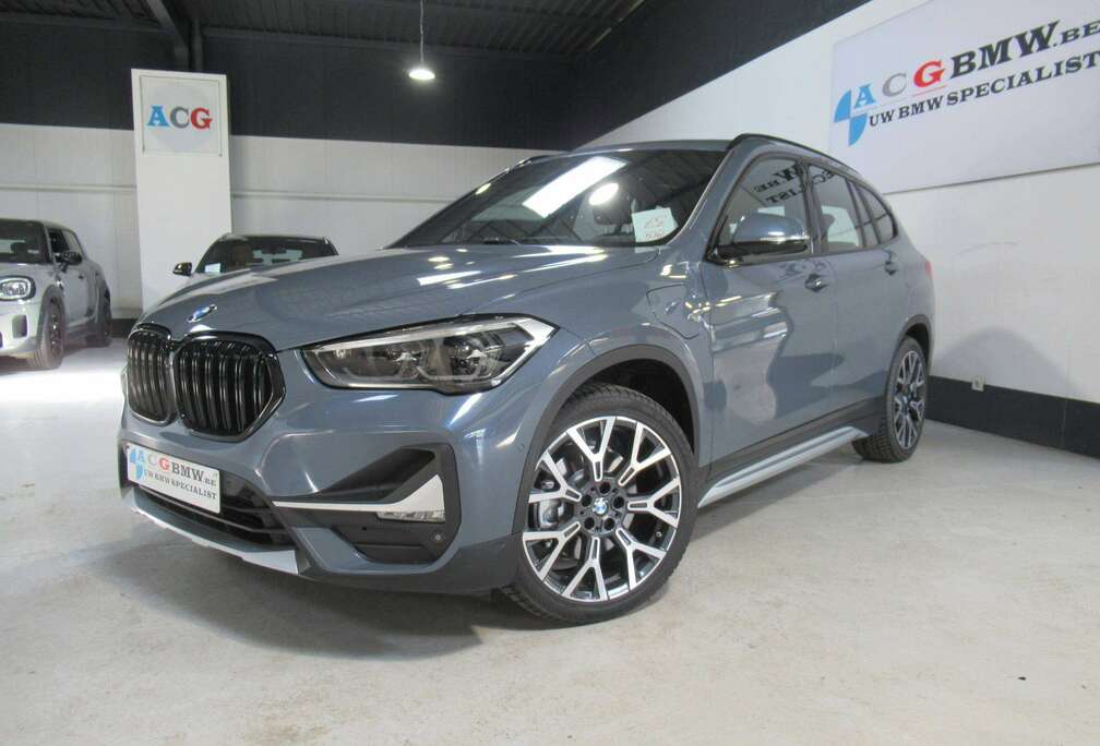BMW 25E Hybride TOP uitrusting Panoramisch Dak Adaptieve CruiseControle Lederen M SToelen Elektrisch Camera Carplay