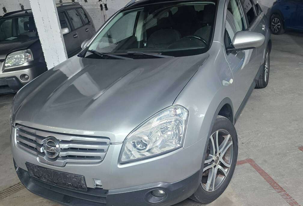 Nissan Qashqai 2 2.0i 4WD   EXPORT AFRIQUE
