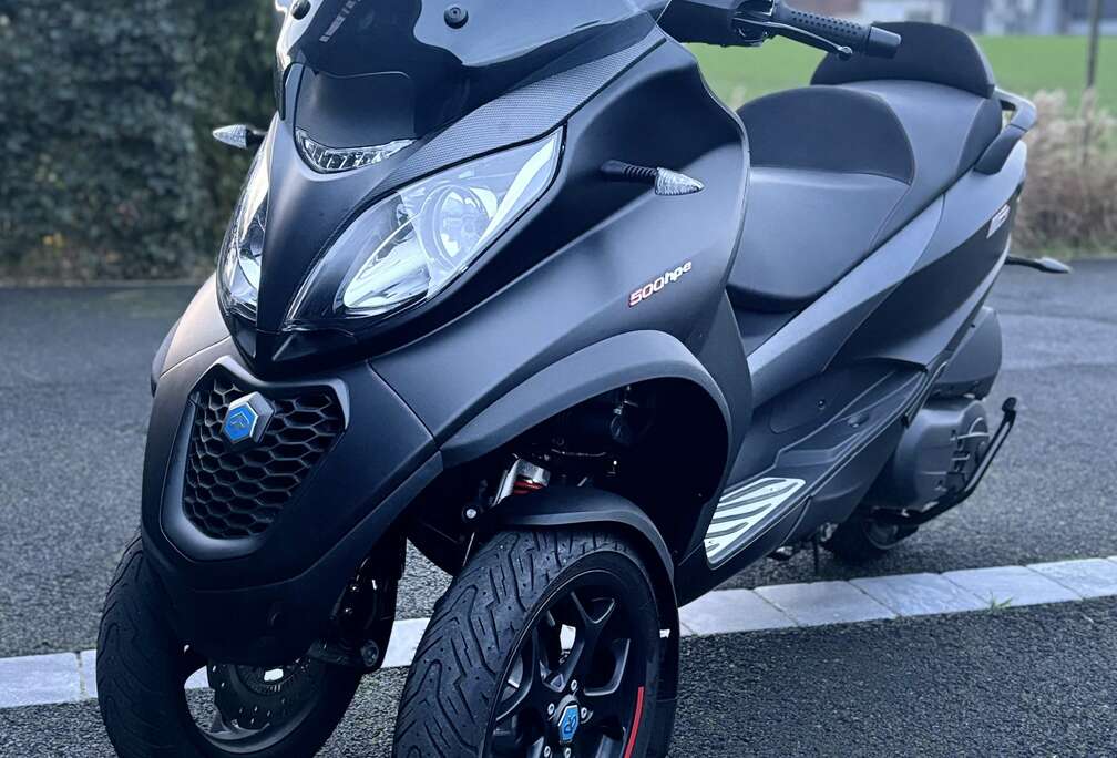 Piaggio AKRAPOVIC