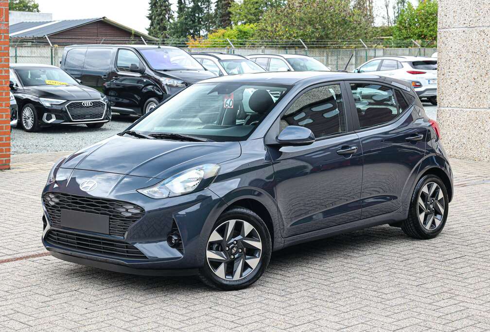 Hyundai SKY-UITVOERING*AUTOMAAT*ACHTERUITRIJCAMERA*APPLE-CARPLAY*NAVIGATIE*