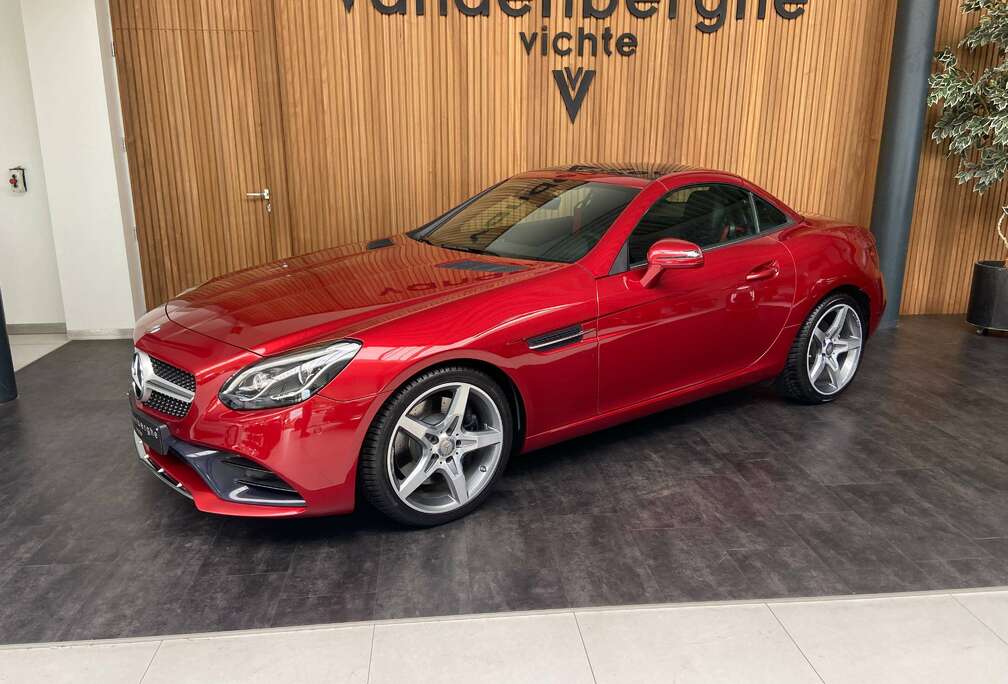 Mercedes-Benz SLC 180 glazen dak AMGPACK led koplampen verwarmde zetels leder