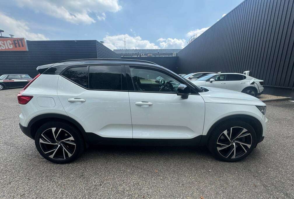 Volvo T5 Recharge DKG RDesign