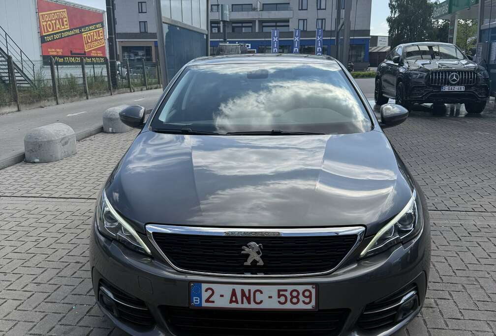 Peugeot 1.2 PureTech Style (EU6.2)