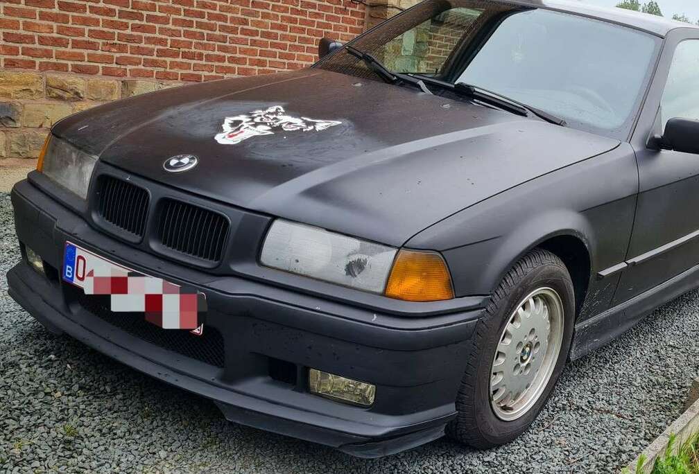 BMW 320i