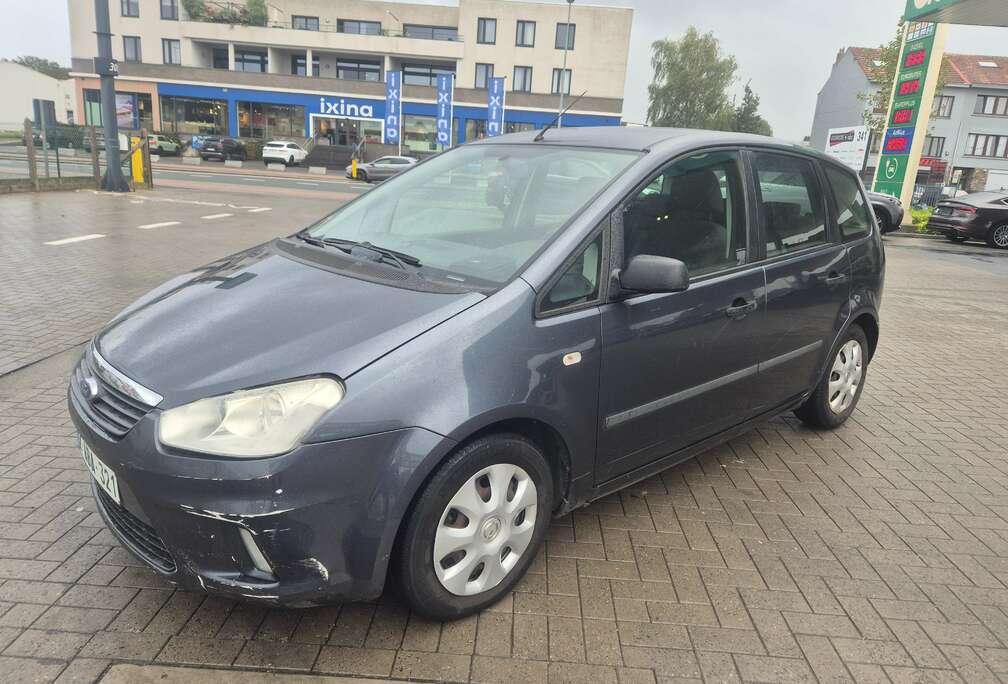 Ford Essence  marchand ou export