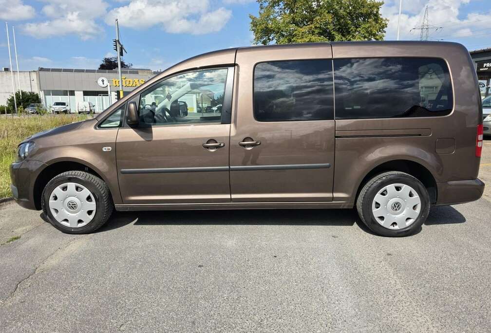 Volkswagen 1.6 CR TDi Maxi DSG automatique   7 Zetels