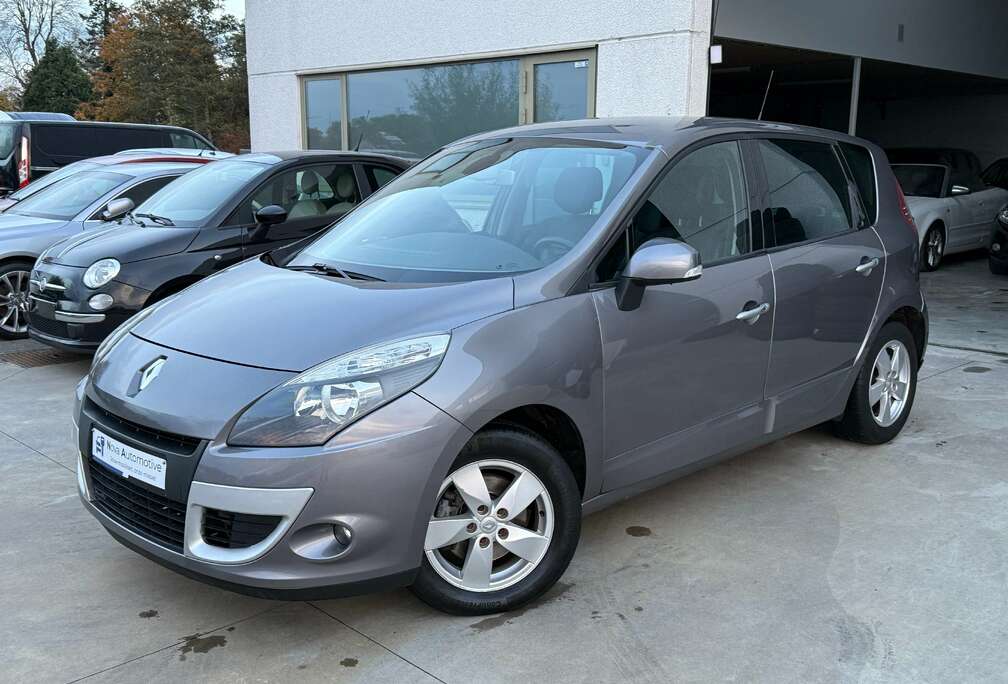 Renault Scenic 2.0 16V 140 CVT Luxe