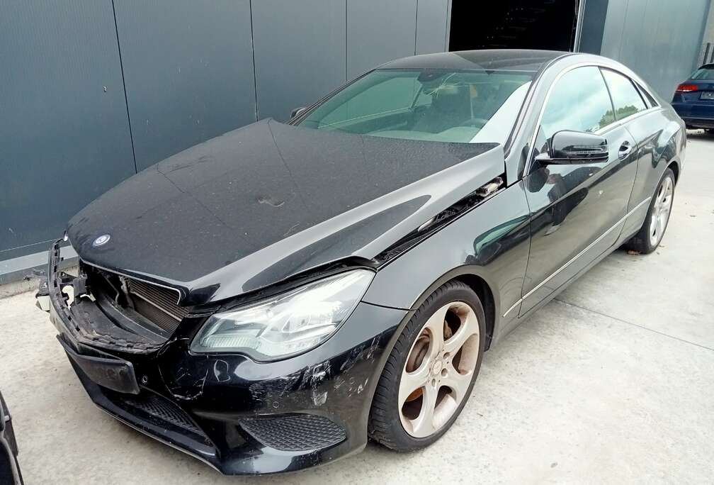 Mercedes-Benz E 220 CDi Coupe 9G-TRONIC   SCHADEWAGEN