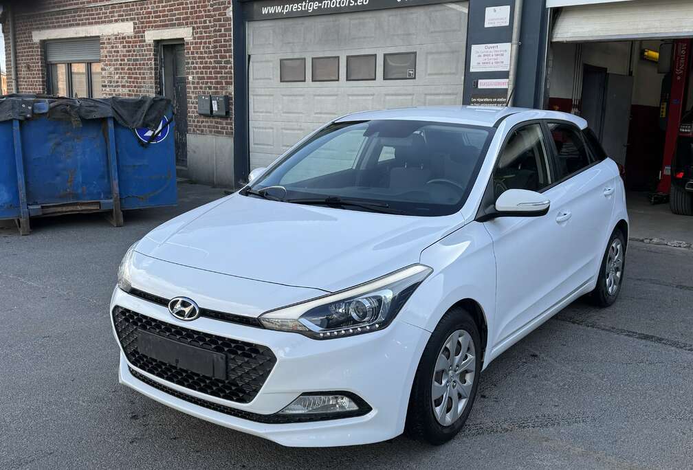 Hyundai i20 1.2i prix marchand