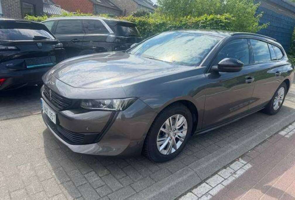 Peugeot SW 1.2 130pk 12maanden Garantie 1ste eigenaar model 2022
