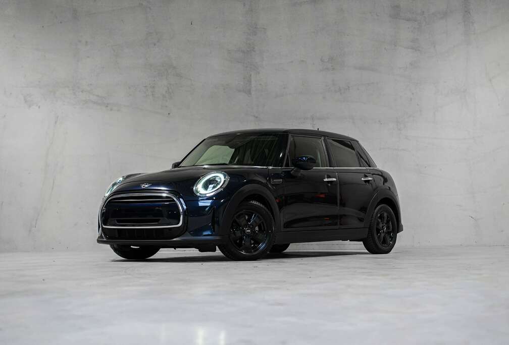 MINI  AUTO  APPLE CARPLAY  BLACK PACK  TVA