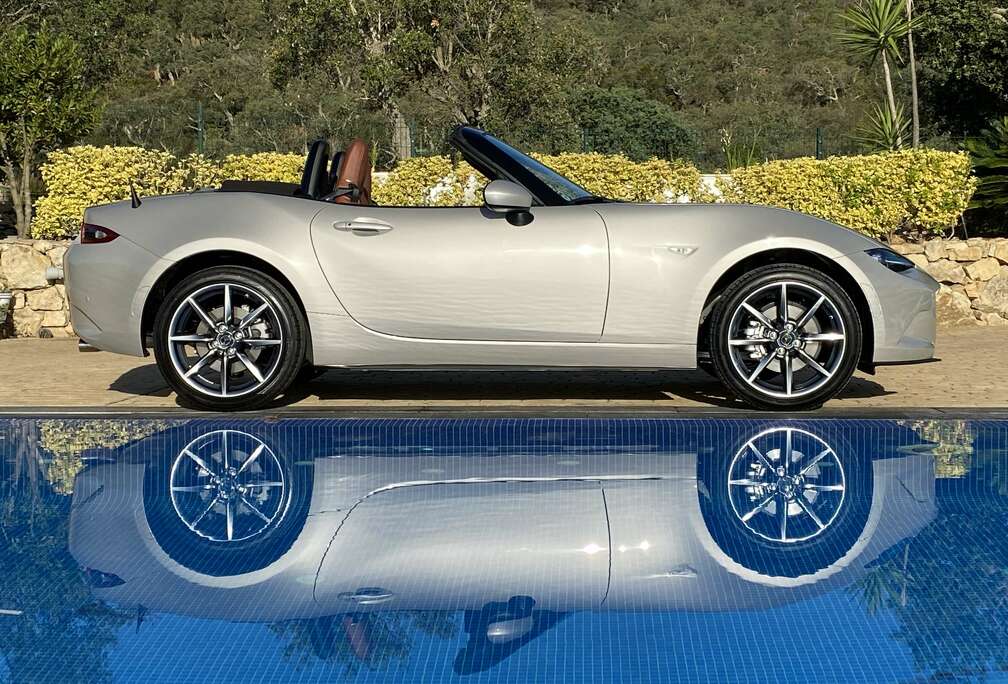 Mazda 2.0i Skyactiv-G Kazari