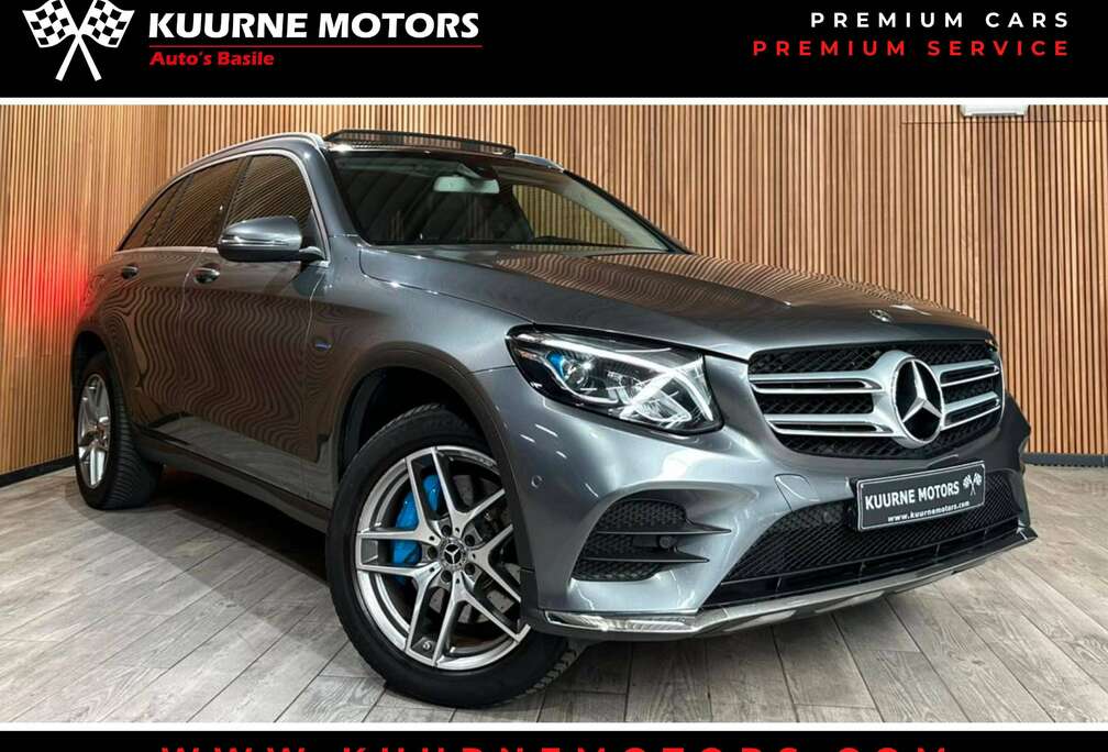 Mercedes-Benz e 4-Matic AMG Line Led/PanoDak/Cam/Pdc/Alu19\