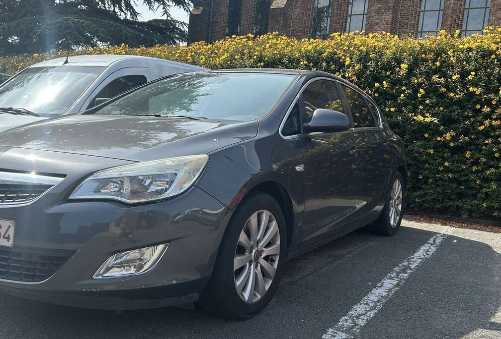 Opel 2011 1.7 CDTI
