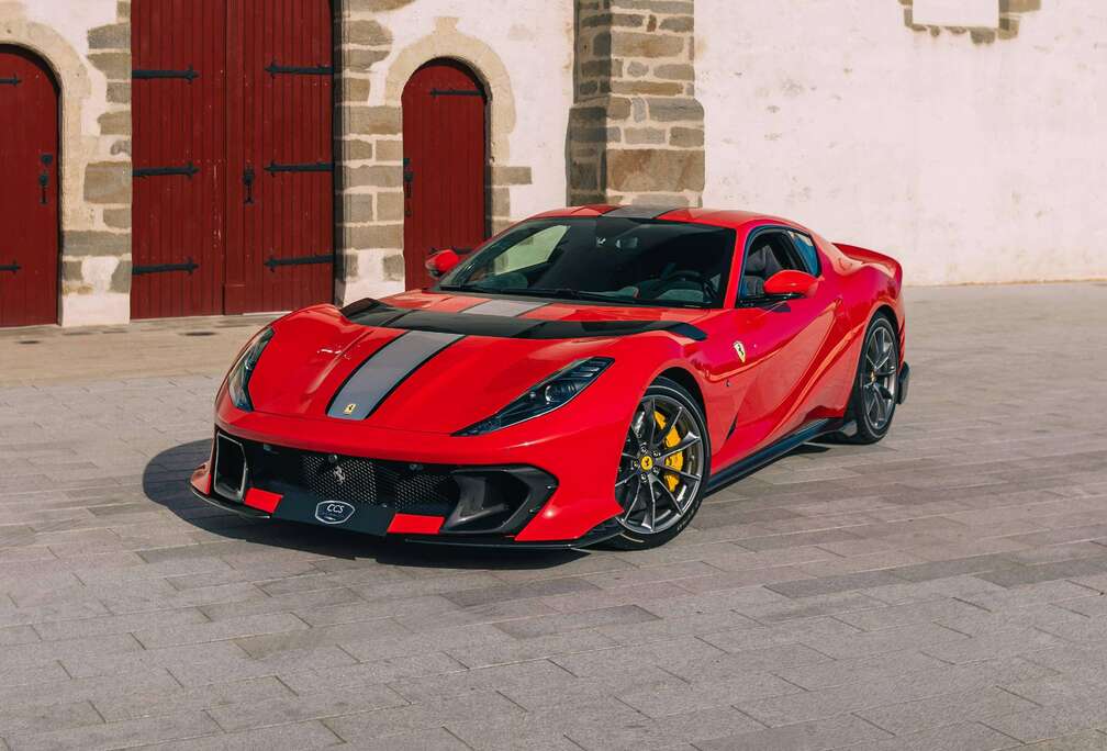 Ferrari Competizione/ ROSSO SCUDERIA/  1 OF 999/ Carbon Pack/ LIFT/ French Taxe PAID