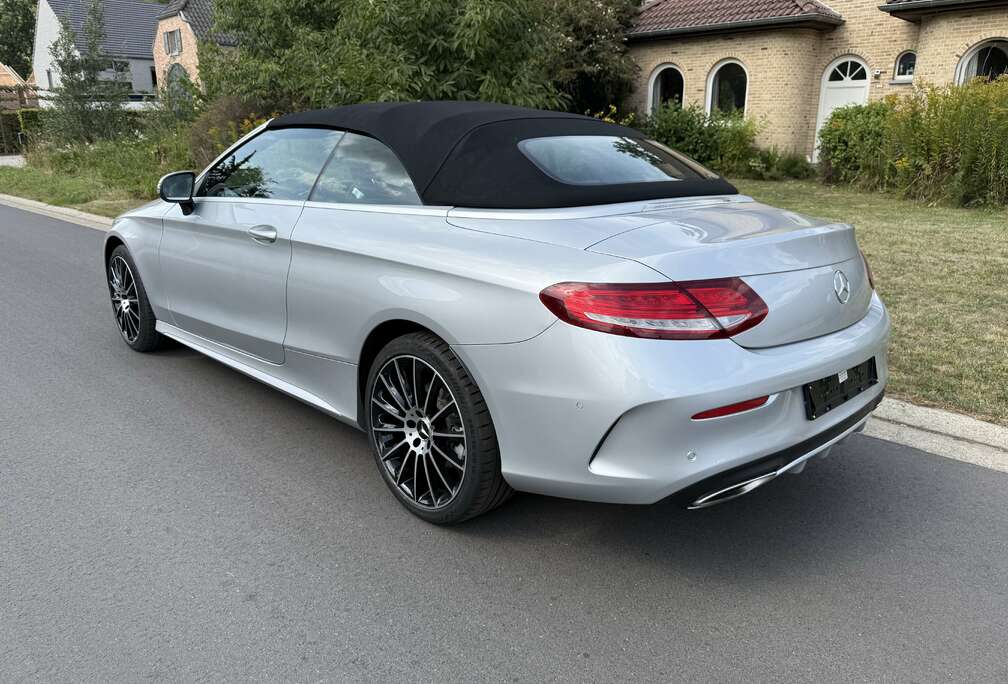 Mercedes-Benz Cabrio 9G-TRONIC AMG Line