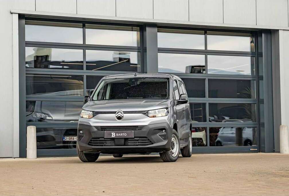 Citroen 3-zit  Maat M  110 PK Benz.  Camera  Airco ...