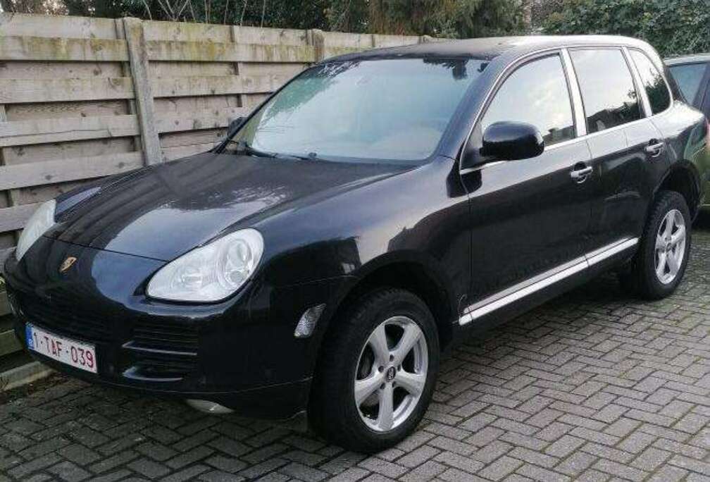 Porsche Cayenne Tiptronic S lichte vracht 2pers lpg