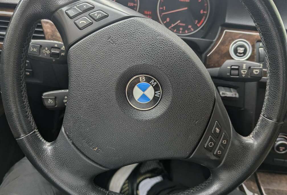 BMW 318i