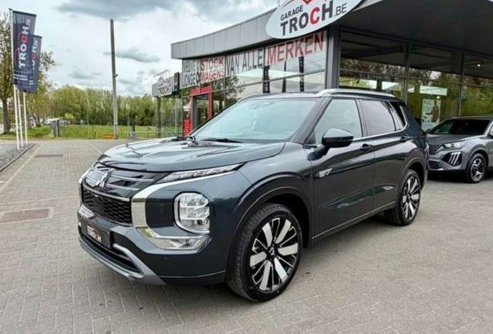 Mitsubishi PHEV Instyle Full Option €64944 Cat. Prijs