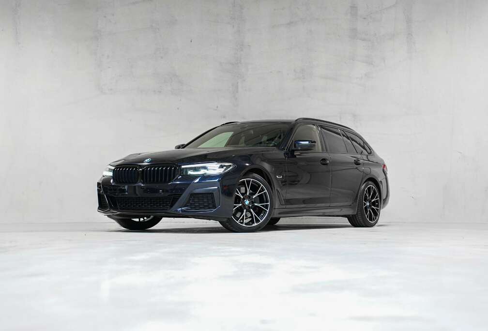 BMW  PACK M  FULL OPTION  CARPLAY  BLACK PACK  TVA