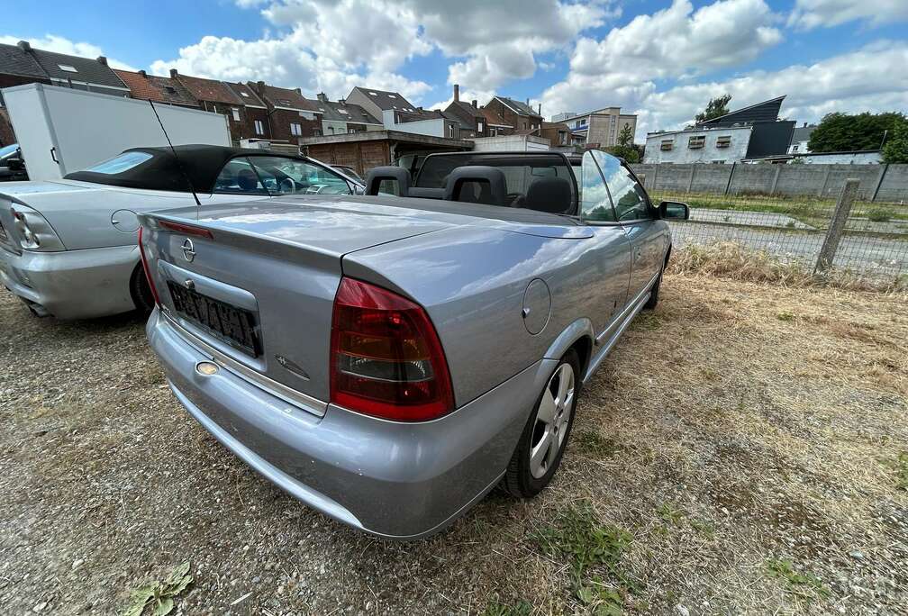 Opel 1.6i XEP 16v Bertone Edition