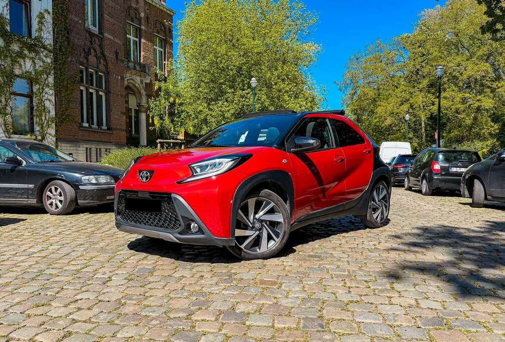 Toyota Envy Air 1.0 VVT-i 72ch / TOIT OUVRANT / CARPLAY / CAM. RECUL / GARANTIE TOYOTA