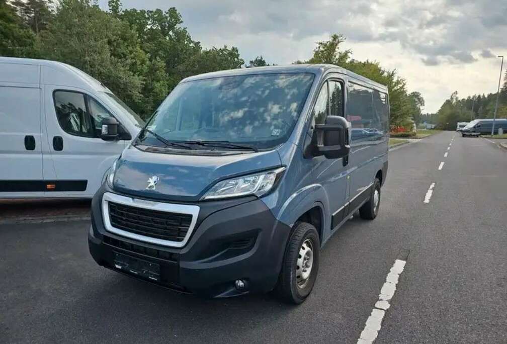 Peugeot 2.2 BlueHDi L1H1 Asphalt S/S