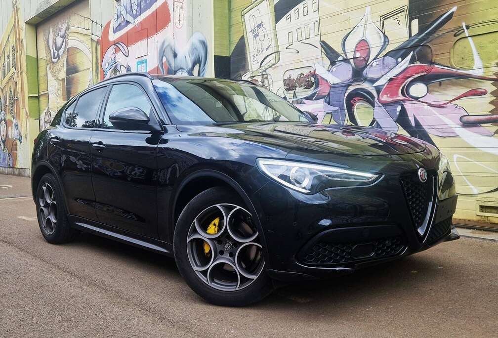Alfa Romeo Q4  Veloce    KOOPJE