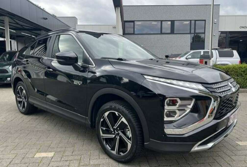 Mitsubishi Eclipse Cross PHEV 4WD 49.000km 2023