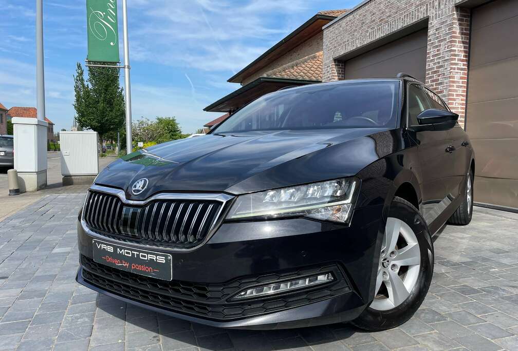 Skoda 1.5 TSI DSG*FACELIFT*APPLE CARPLAY*CAMERA*DAB+*LED