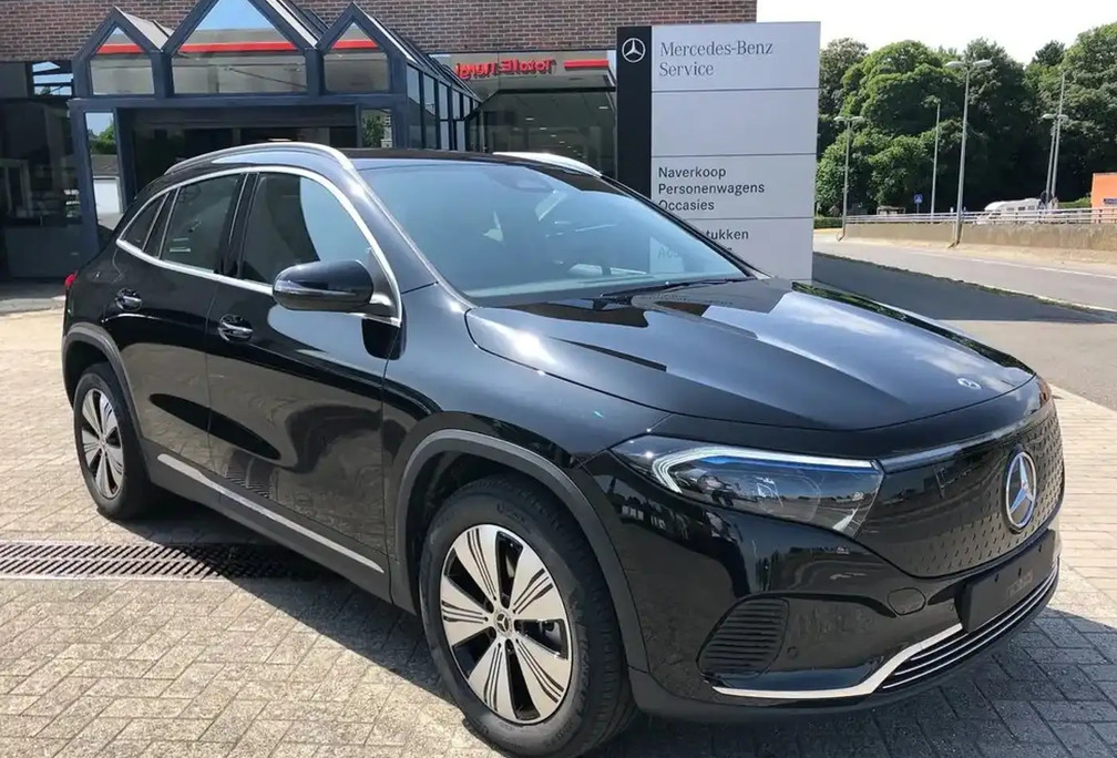 Mercedes-Benz EQA 300 4 MATIC Camera, Sfeerverlichting, Carplay