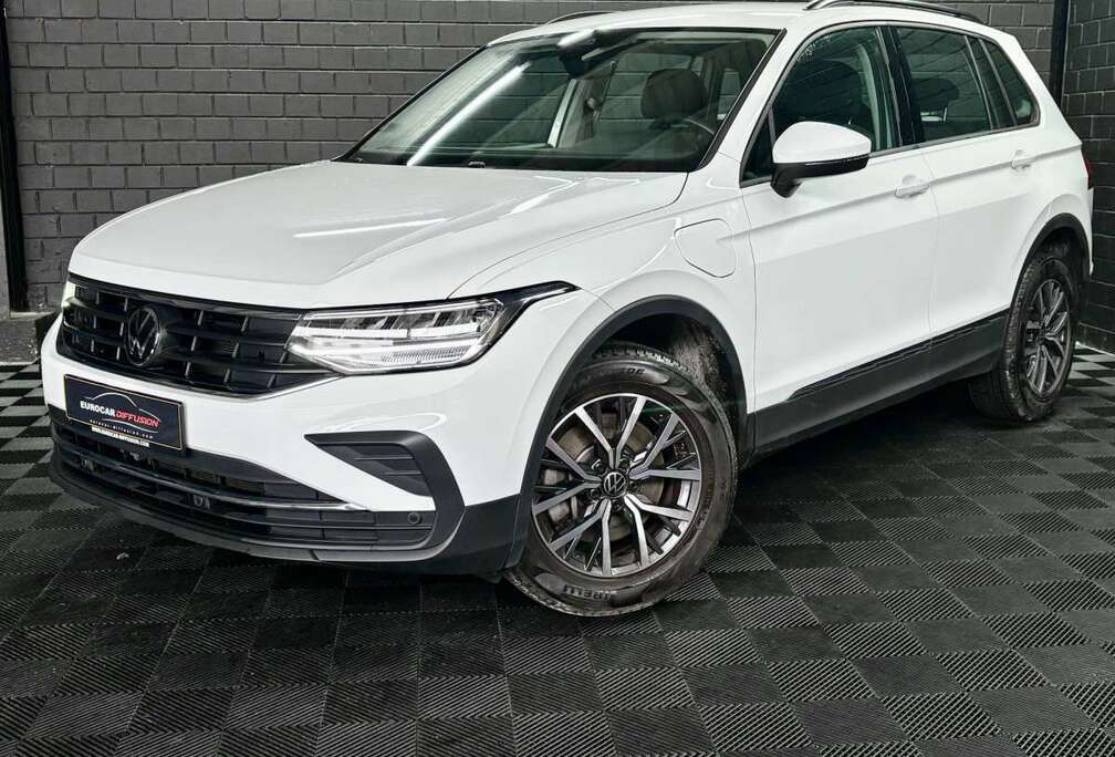 Volkswagen Life ACTIVE 1.4 eHybrid TSI 245CV DSG6 *Attelage*