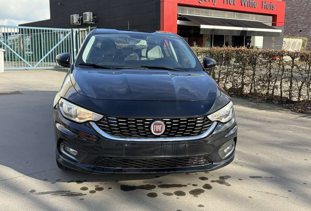 Fiat Benzine 93000km Blanco Gekeurd Voor Verkoop