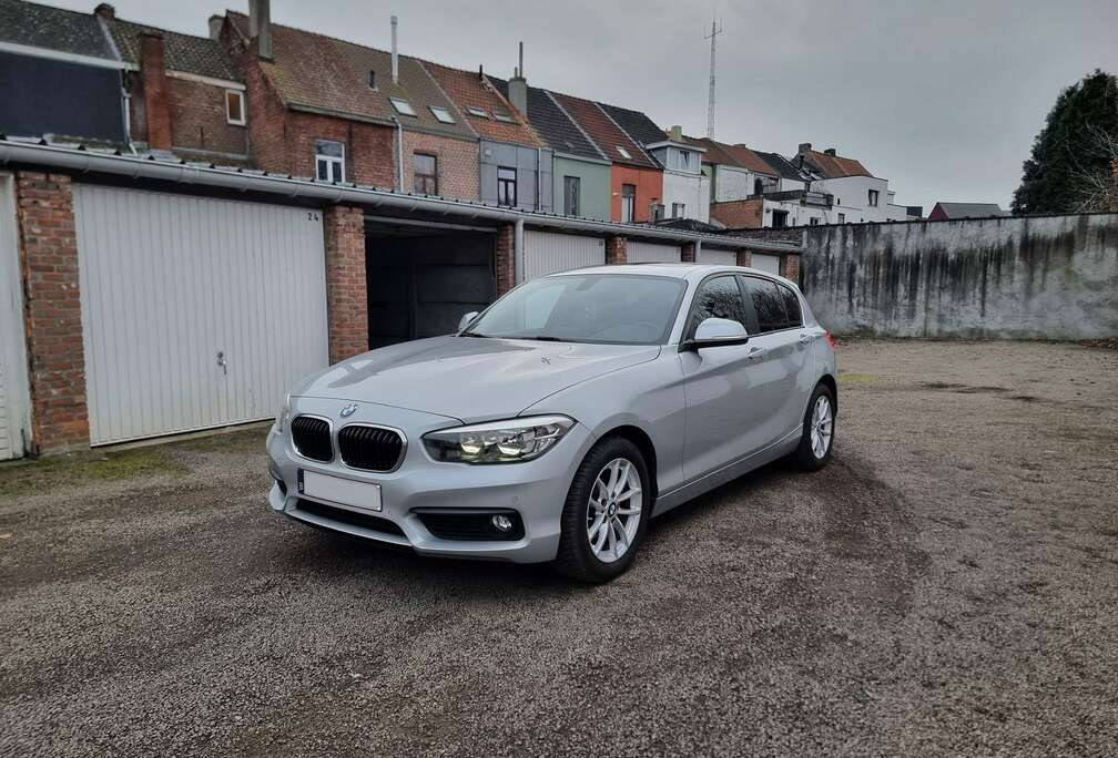 BMW Model Advantage - 58.000km - Automaat