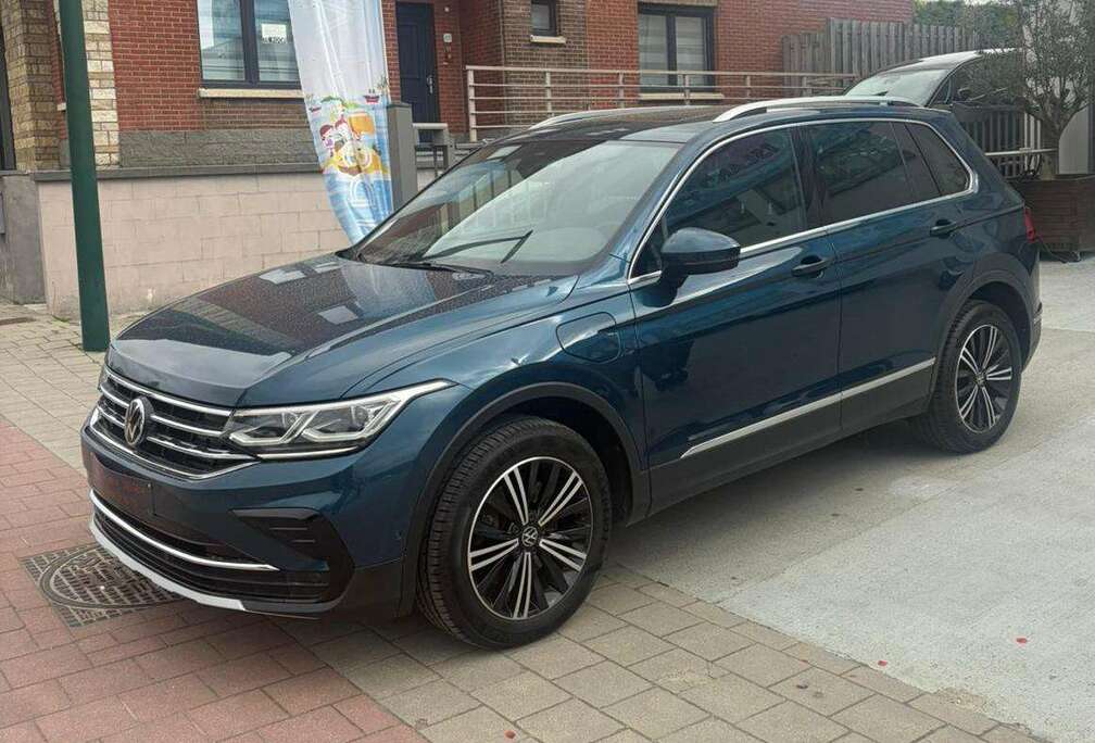 Volkswagen 1.4 Essence / E Hybrid Toit pano Camera Boite Auto Full A Voir