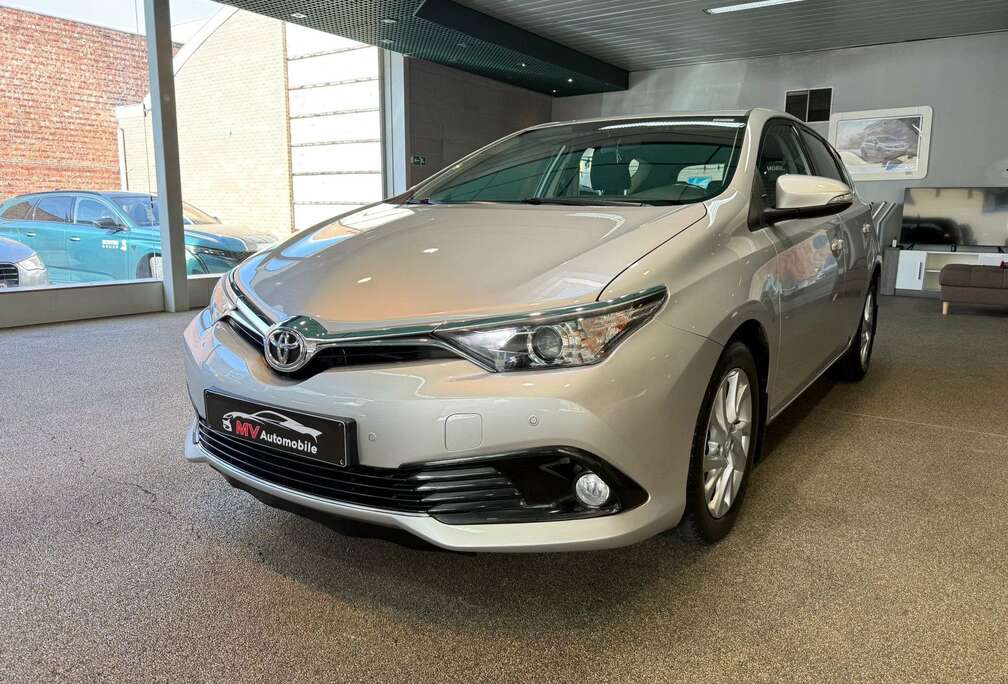 Toyota 1.2 Turbo * Boîte auto * Navi * Caméra * Clim