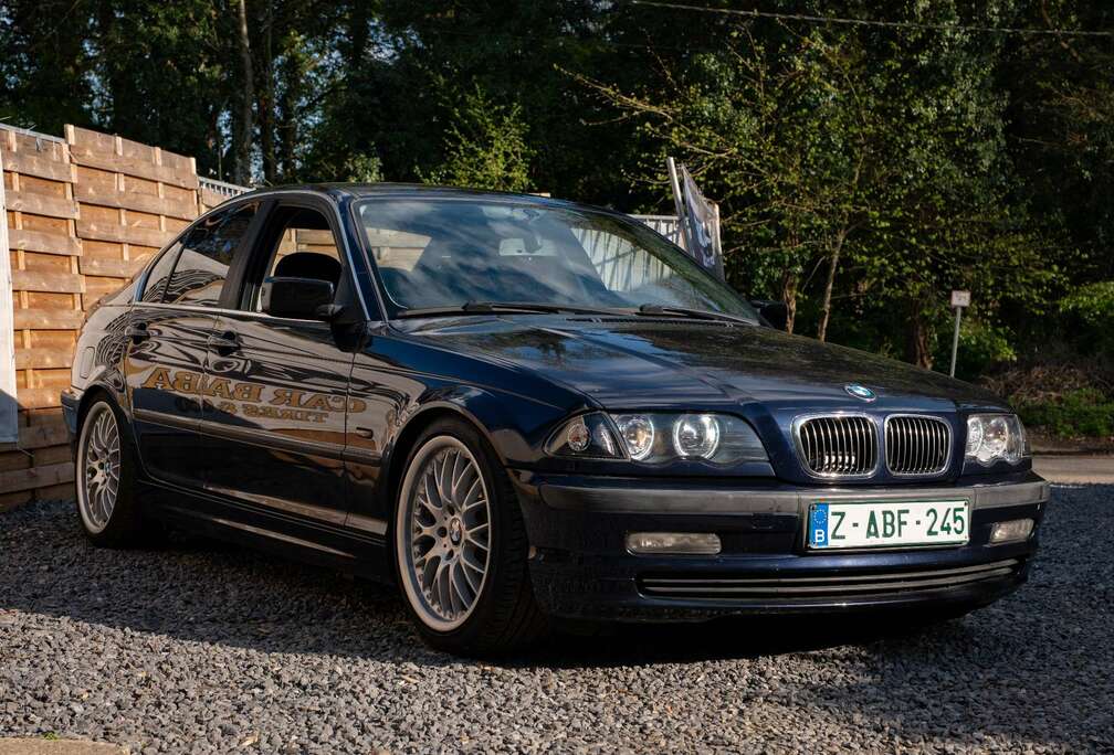 BMW 320i gekeurd voor verkoop + garantie