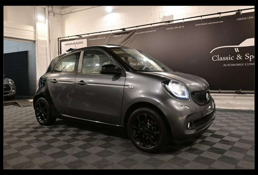 Smart 1.0i PASSION / TOIT PANO / CAMERA / GPS NAVI / JBL