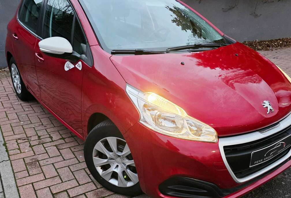 Peugeot 208 1.6 BlueHDi *carnet complet* *93000 km*