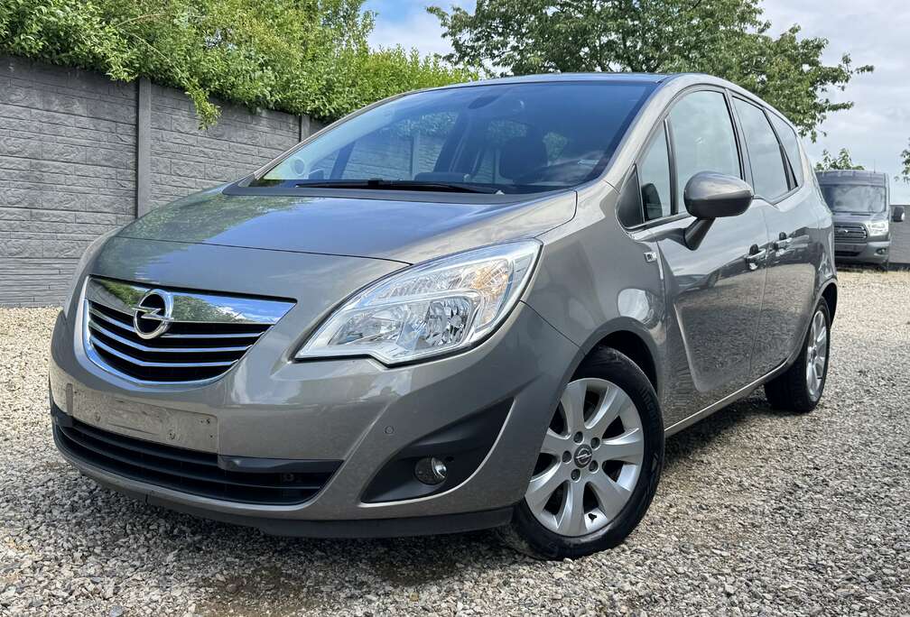 Opel 1.7 CDTi Cosmo 110 ch/boîte auto/85000km/Bluetooth