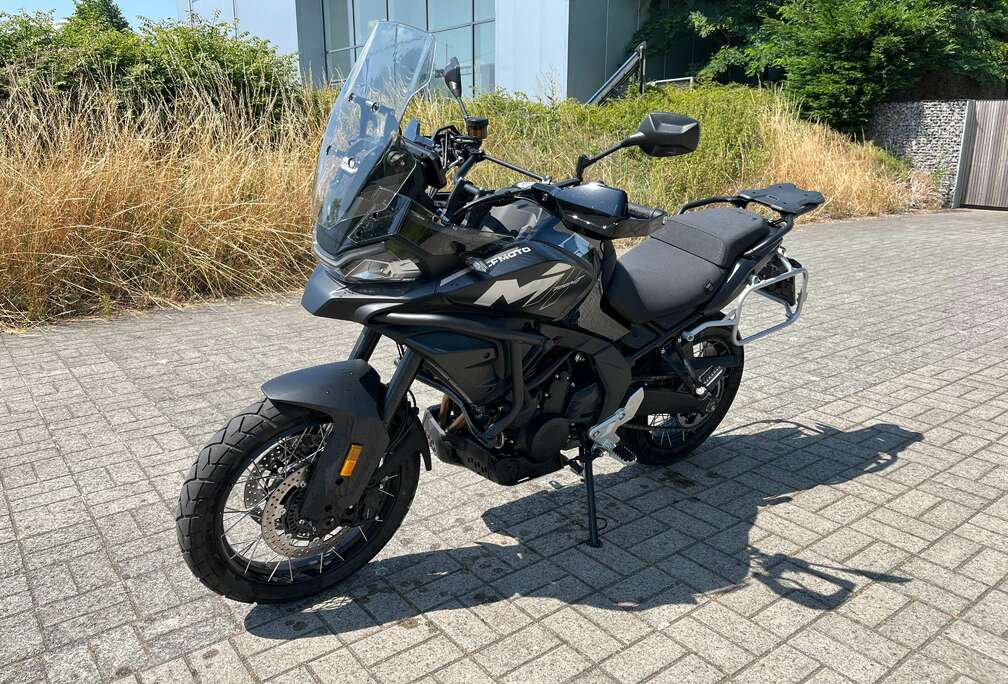 Adventure // demovoertuig, slechts 515km!