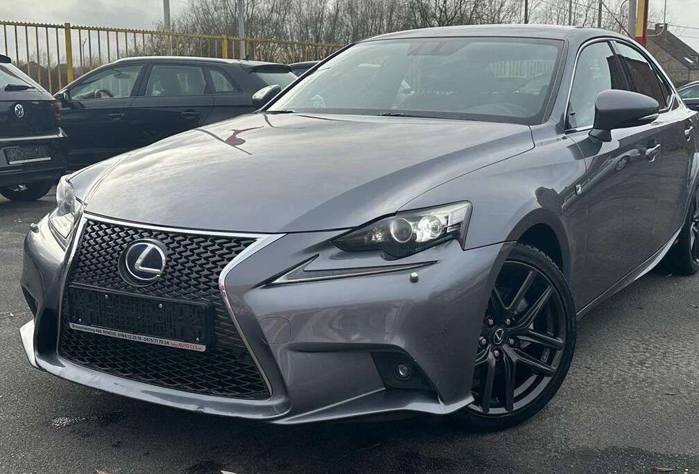 Lexus IS 300h 2.5i F-Sport Line E-CVT