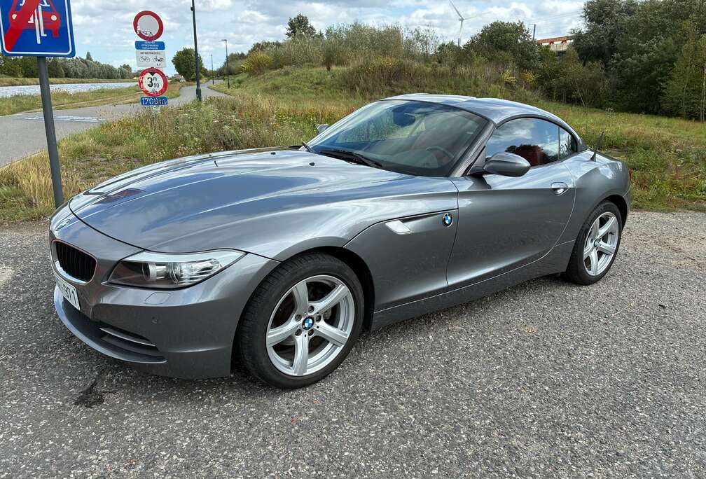 BMW Z4 2.0i sDrive20i - 77199 km